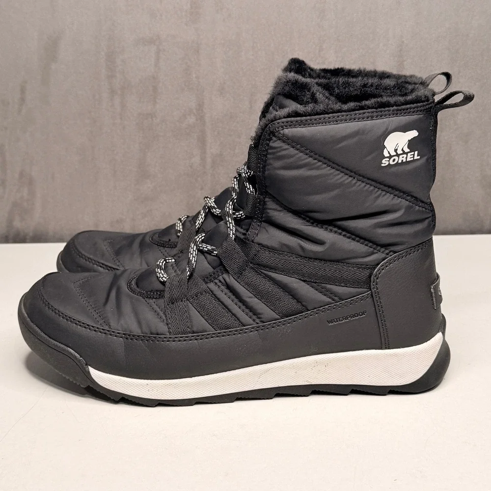 Sorel Whitney II Short Lace Boots Women 10 Black Waterproof Faux Fur Snow NL3820